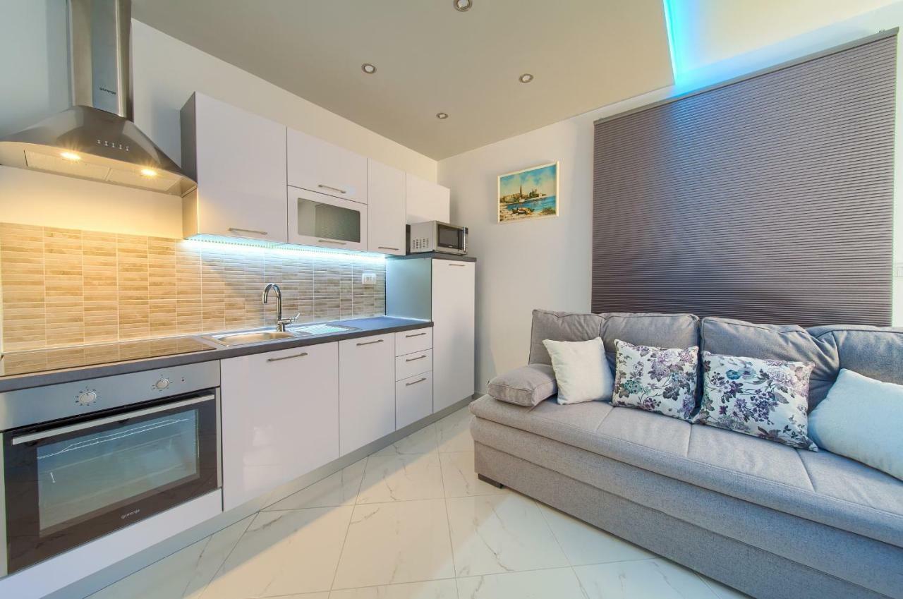 Nadija Studio Apartmani Krk Town Exterior photo